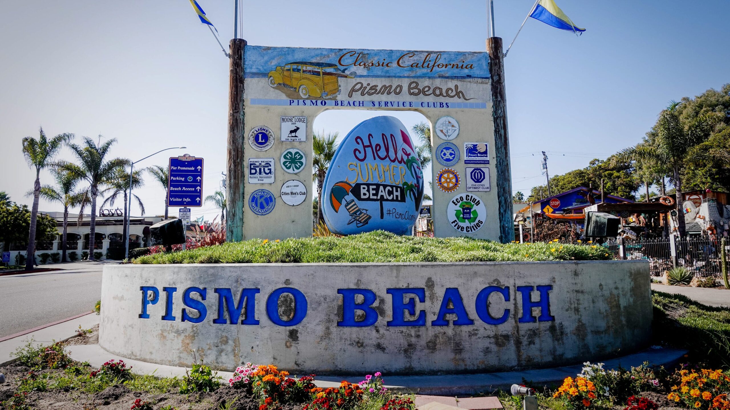 Pismo Beach Entrance Clam Shell